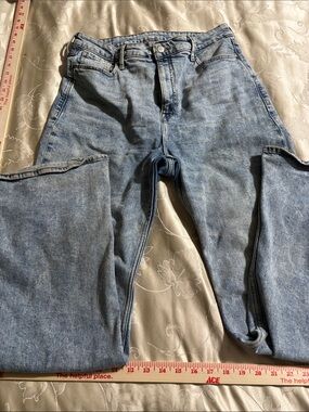 Old Navy Light Wash Blue Wide Leg Jeans